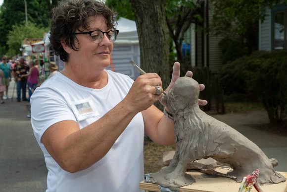 Artist Sculpting at the 2018 Corn Hill Arts Festival